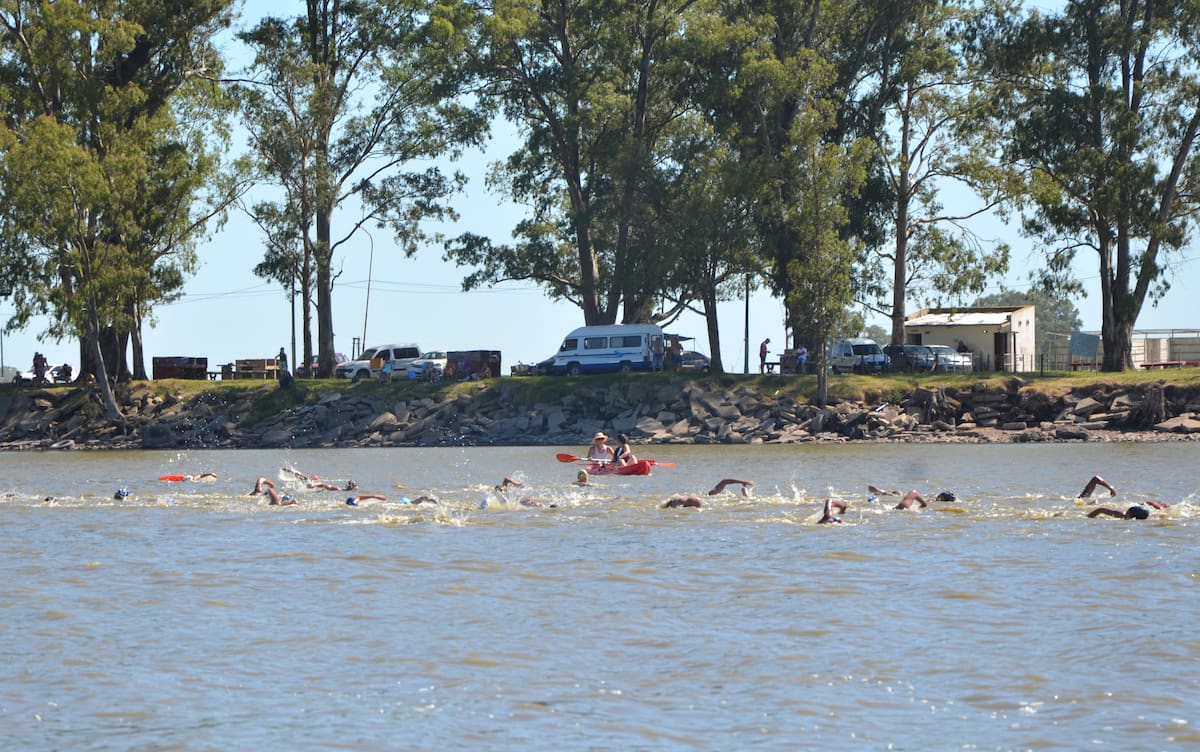 Pesca en Villa Cañás
