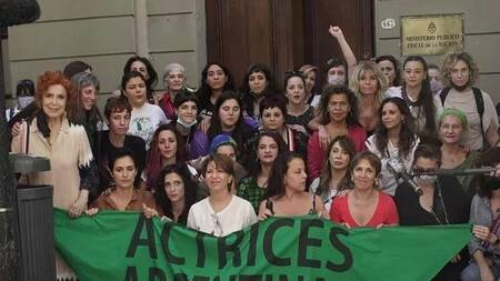 Actrices Argentinas respaldó a Thelma Fardin. Foto: Twitter @actrices_arg.