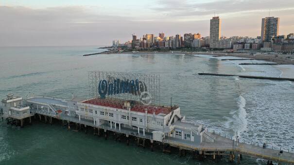 Mar del Plata recupera su icónica postal: reinauguran el restaurante del Club de Pesca, el único sobre el agua