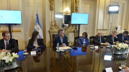 Macri y gobernadores provinciales - Pacto Fiscal - NA