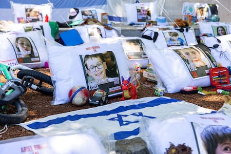 Campaña por niños secuestrados por Hamas. Foto: organización DevuelvanlosACasaYA.