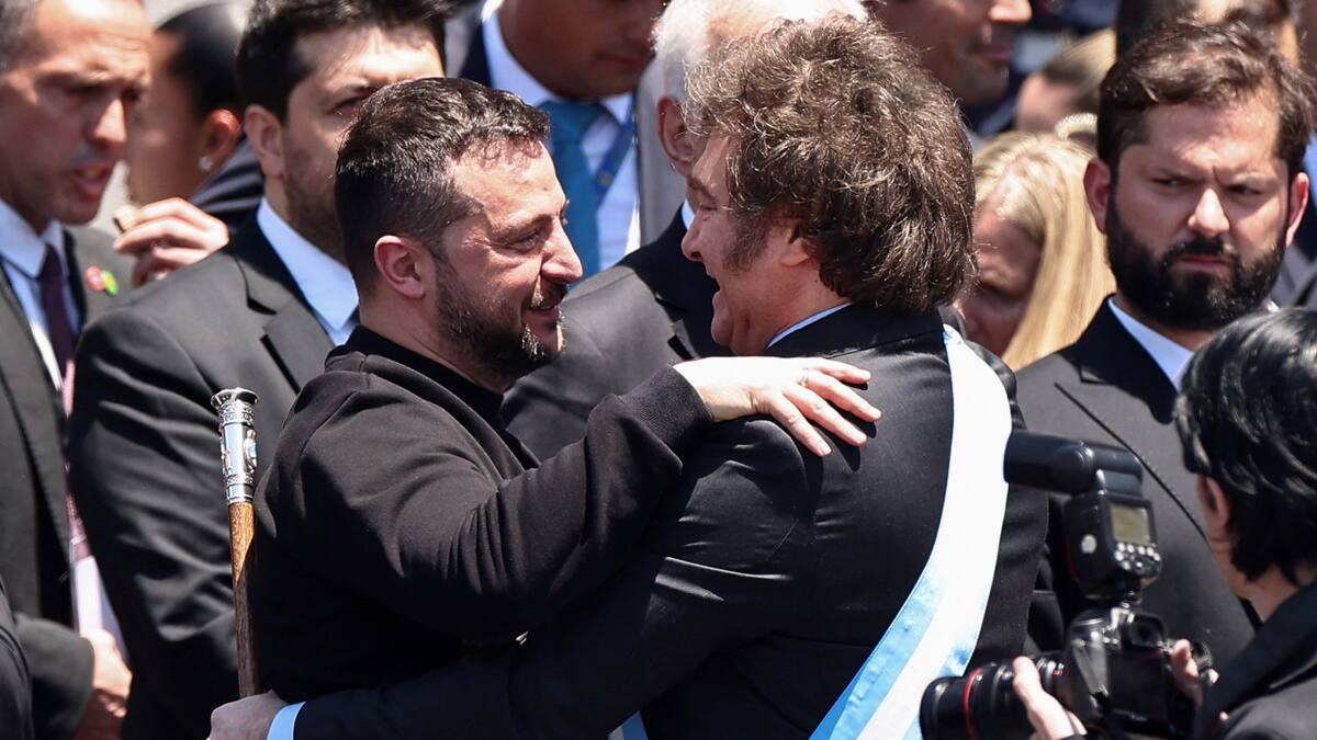 El presidente ucraniano felicitó a Milei tras la victoria en las elecciones.