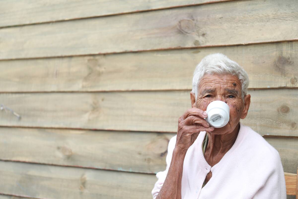 Existen bebidas que ayudan a tener una longevidad sana. Foto: Unsplash.