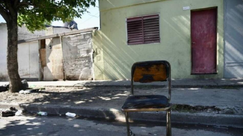 Prendieron fuego una casa en Rosario y tres integrantes de una familia sufrieron quemaduras