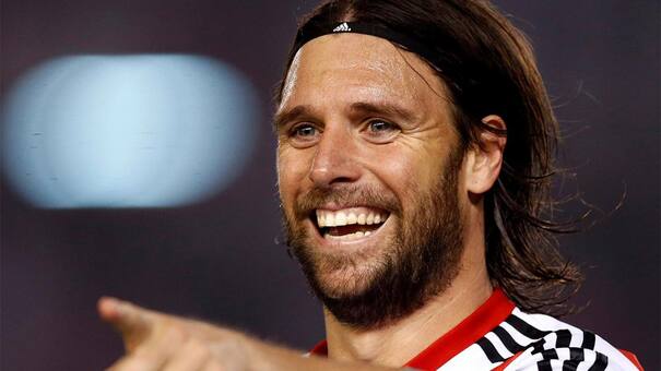 Cavenaghi se retira del fútbol y tendrá su partido despedida