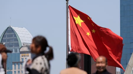 La bandera de China, firme en Shangai. Foto: Reuters/Go Nakamura