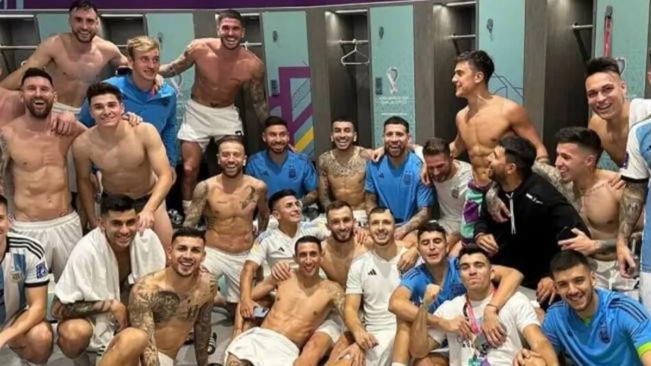 La fotografía antes de la "inclusión" de Dibu. Foto: NA.