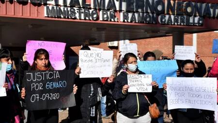 Muerte de bebés en Córdoba, madres, reclamo, NA