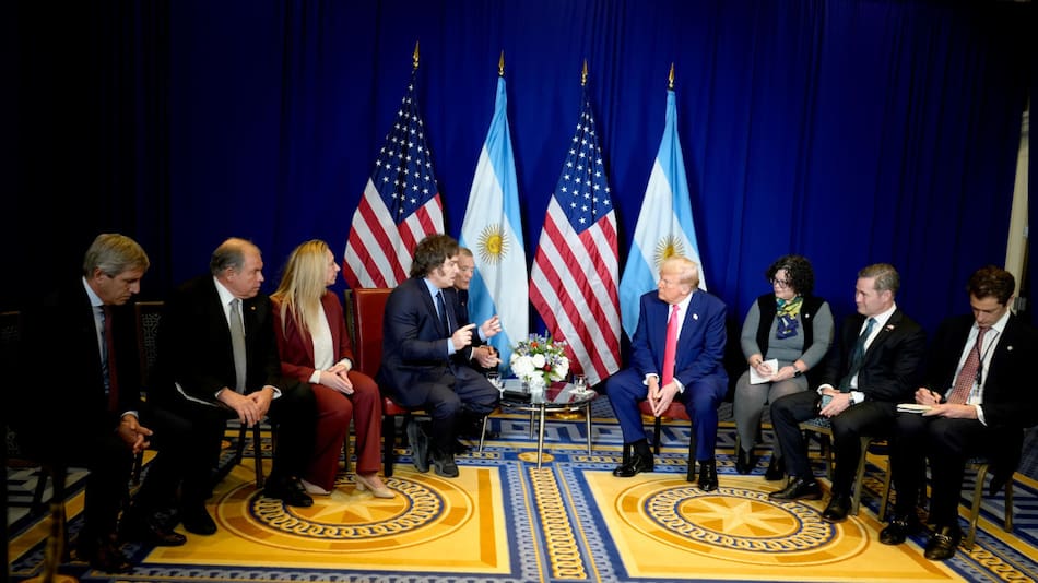 Javier Milei junto a Donald Trump. Foto: Presidencia.