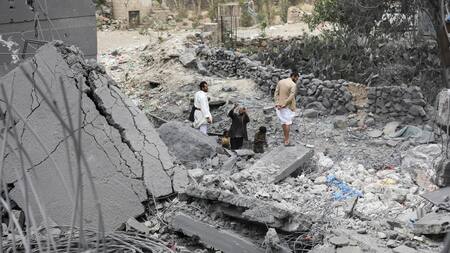 Ataque aéreo a Saná, la capital de Yemen. Foto: Reuters (Khaled Abdullah)