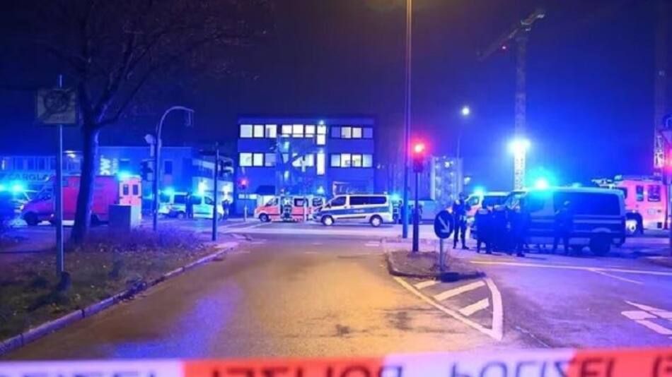 Las fuerzas policiales en el lugar del atque (Twitter/ Jonas Walzberg - Avalon)