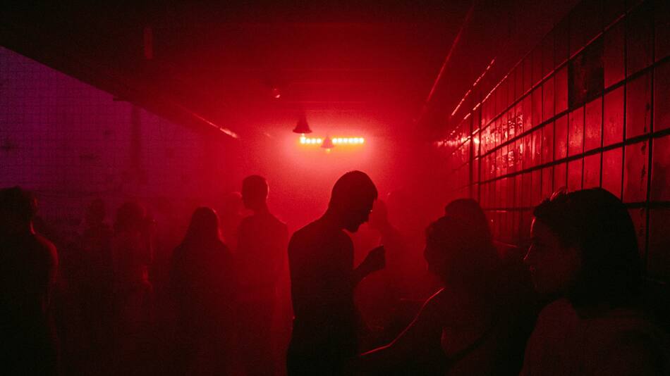 Violento ataque en las afueras de un boliche. Foto: Unsplash.