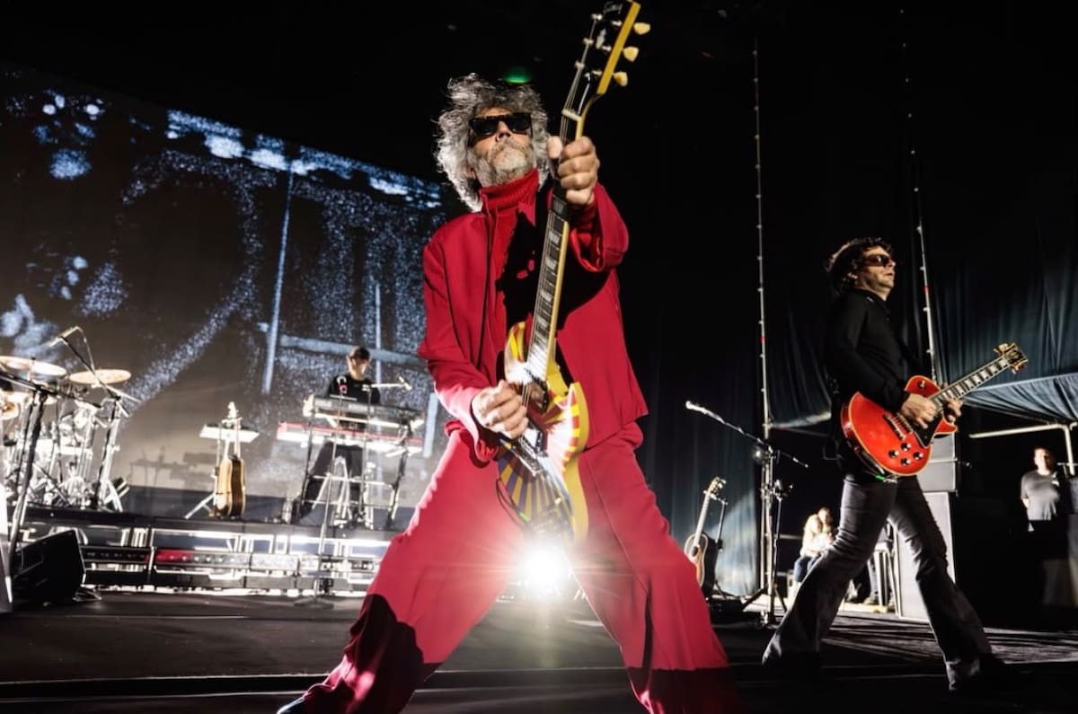 Fito Paez durante su show en Mar del Plata.