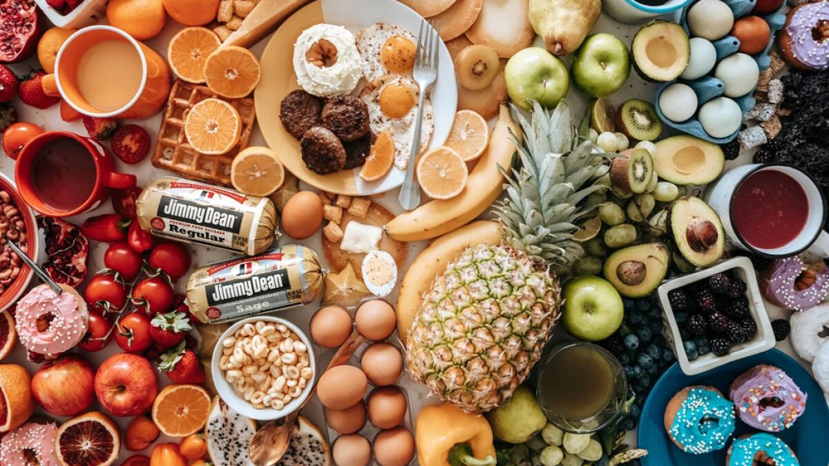 Una alimentación equilibrada garantiza un buen estado de salud. Foto: Unsplash.