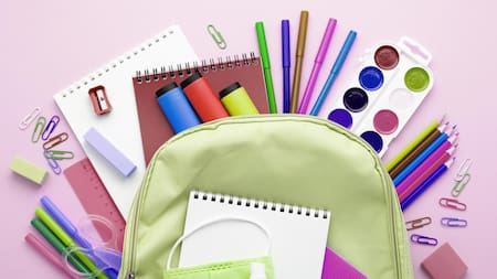 Descuentos en útiles escolares. Foto Freepik.