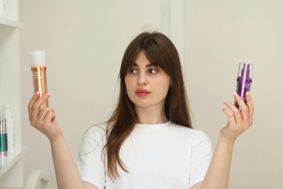 Productos para el pelo, cabello. Foto: Pexels.
