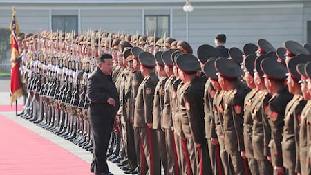 Kim Jong Un con el Ejército de Corea del Norte. Foto: Reuters.