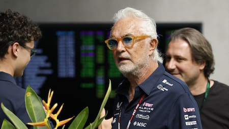 Flavio Briatore, director de Alpine. Foto: Reuters/Marco Bello