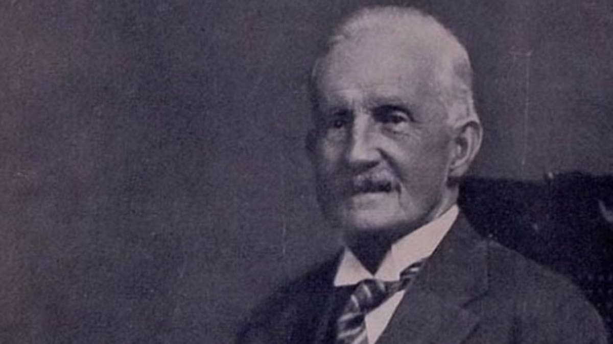 Alexander Watson Hutton