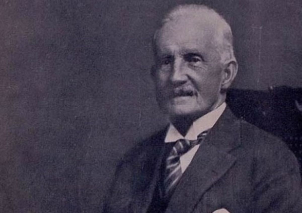 Alexander Watson Hutton