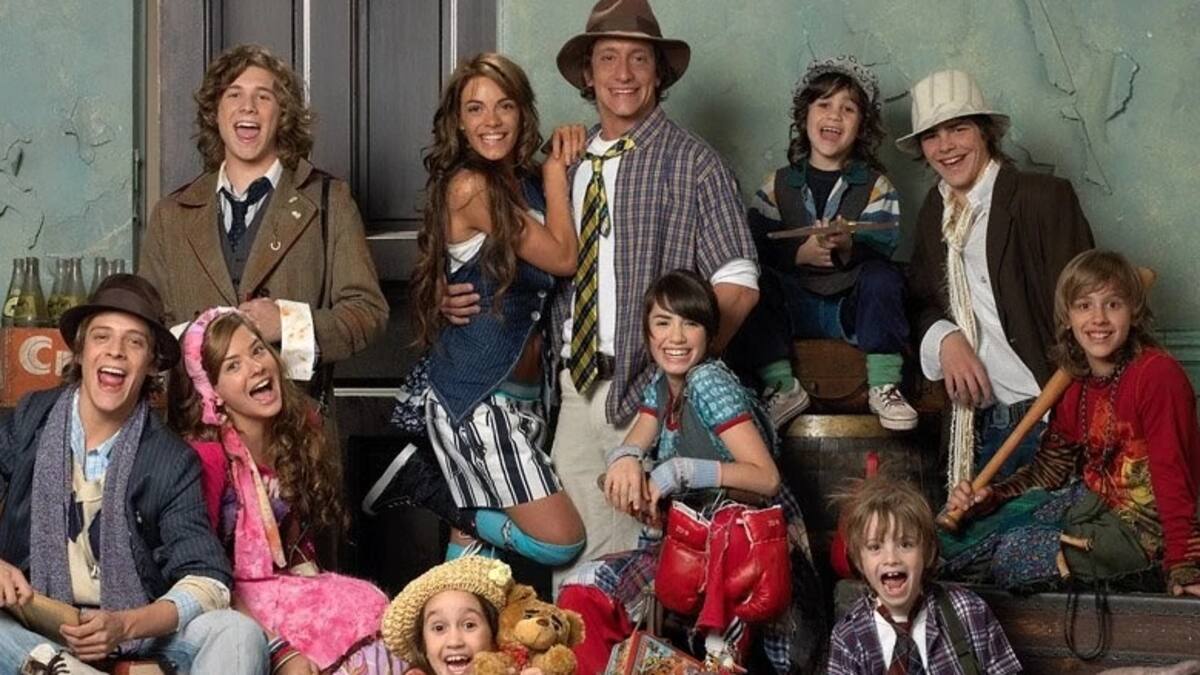 Elenco de Casi Ángeles.