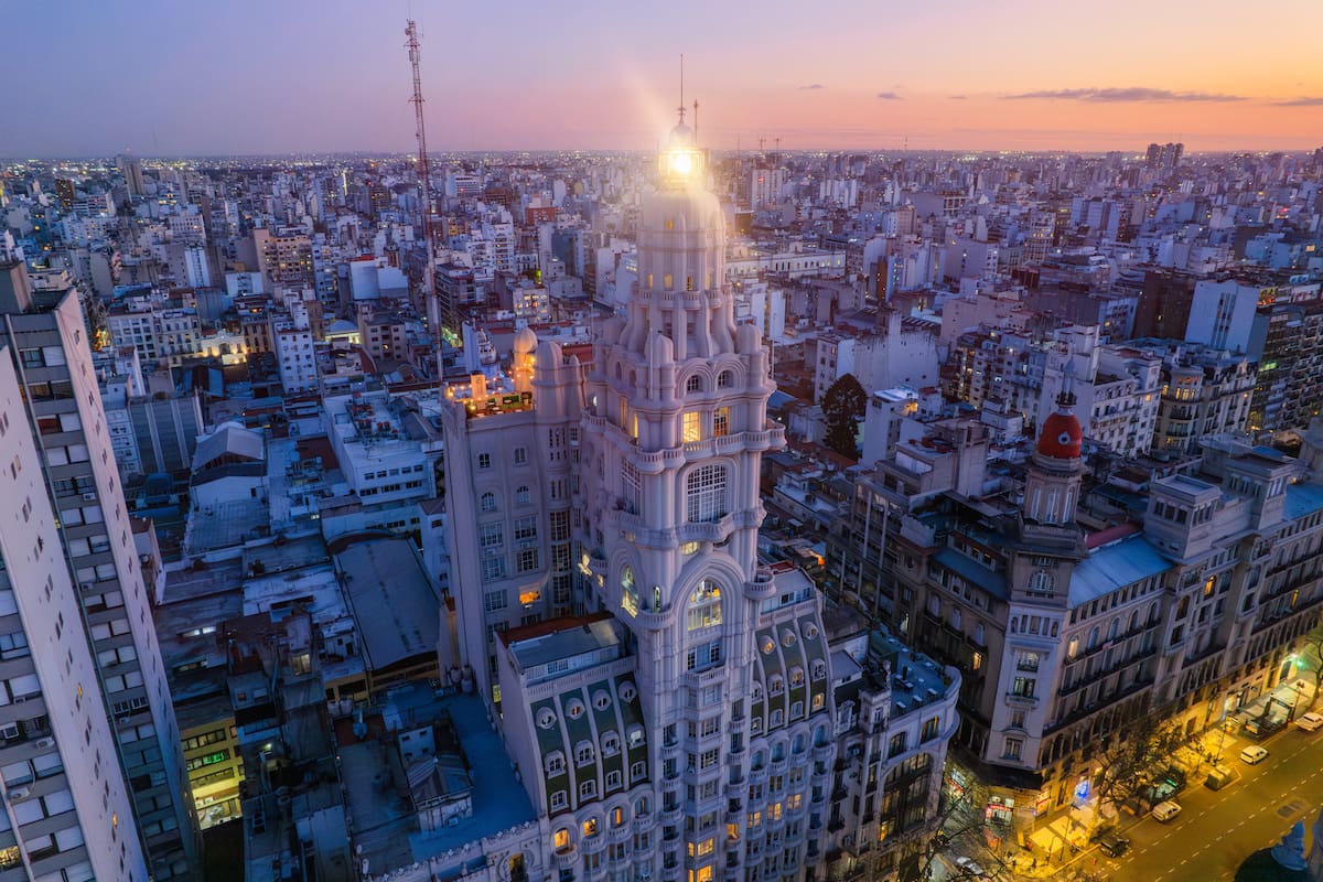 Monserrat; Ciudad Autónoma de Buenos Aires (CABA).