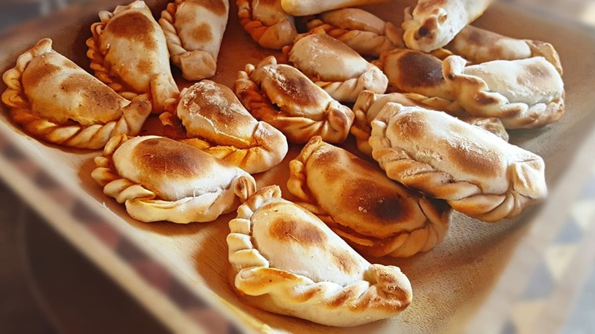 Una vuelta a la masa tradicional: como reinventar las empanadas de humita
