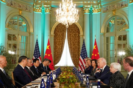 Encuentro de Joe Biden y Xi Jinping. Foto: REUTERS.