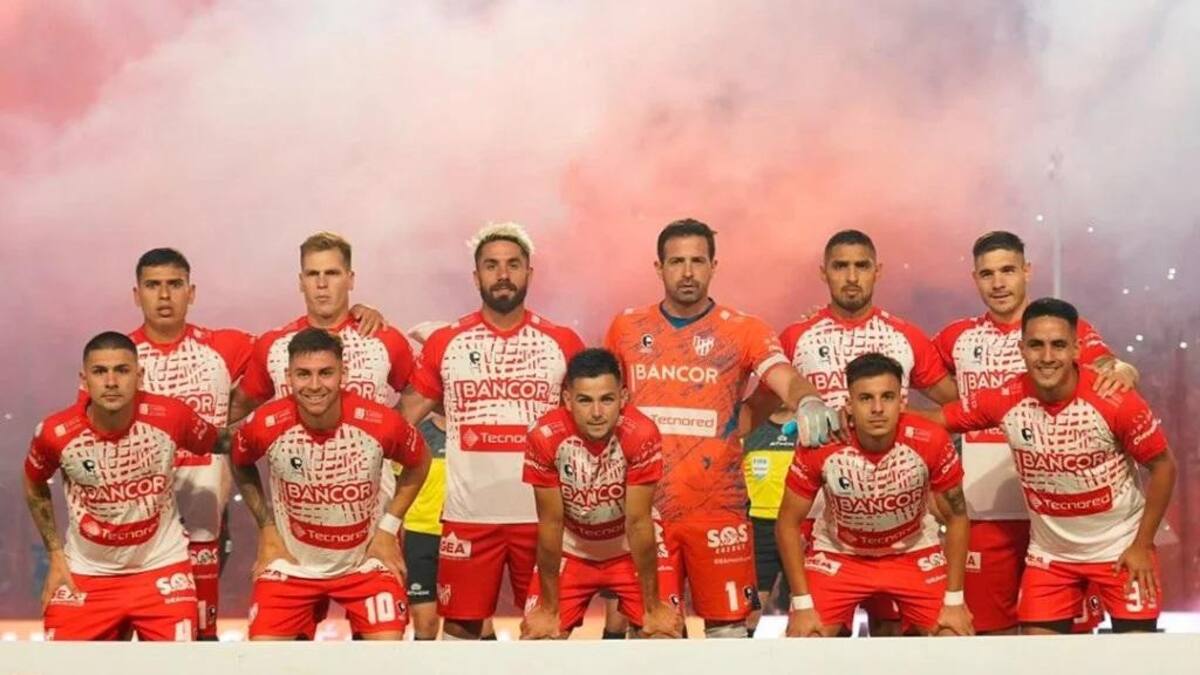 Plantel de Instituto de Córdoba. Foto: NA.