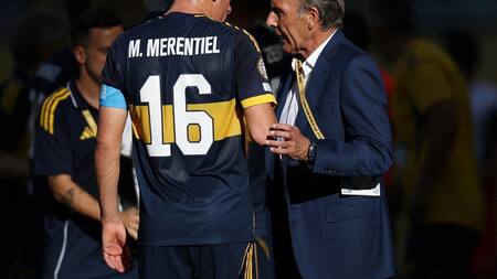 Miguel Ángel Russo junto a Miguel Merentiel. Foto Reuters (Hannah Mckay).