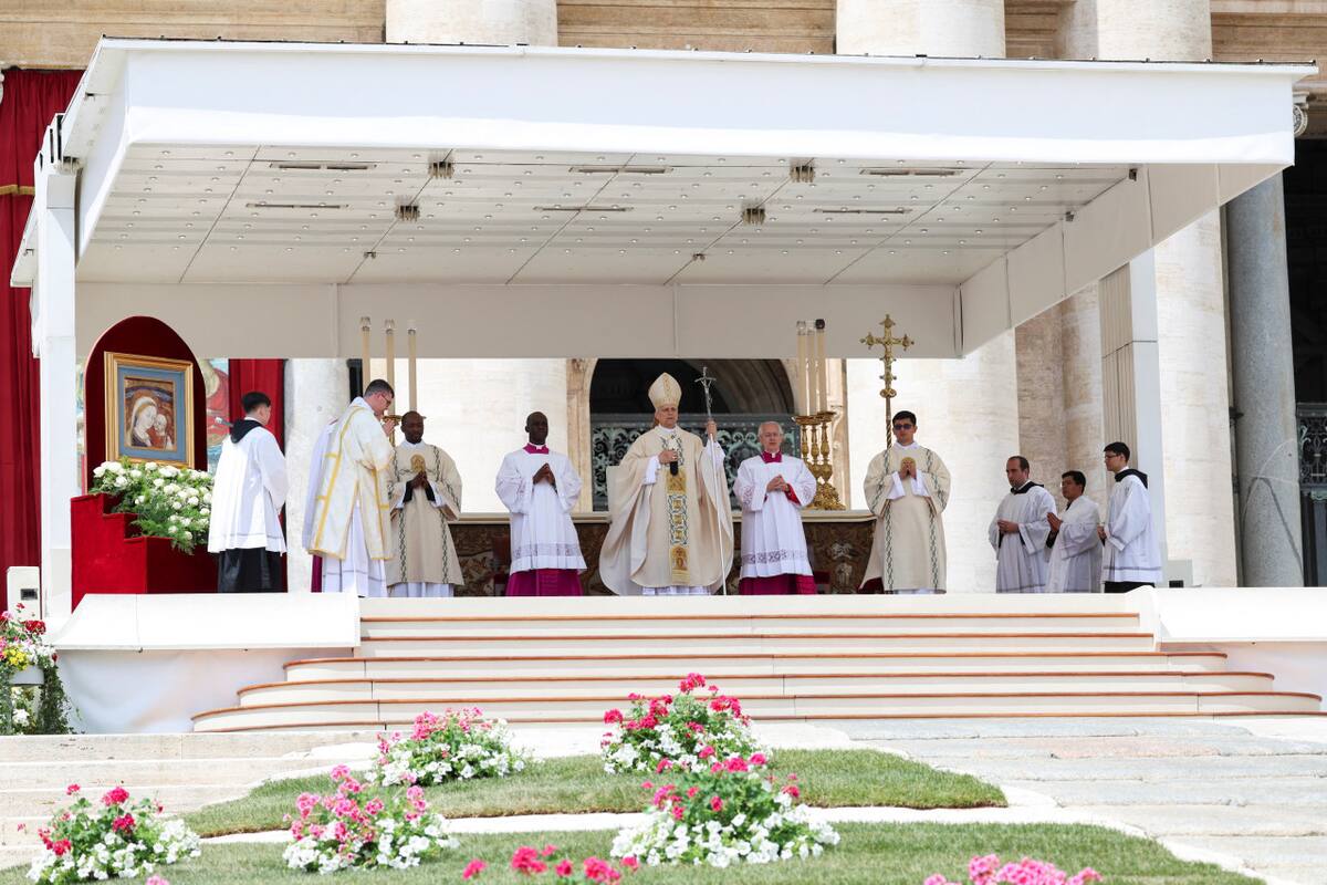 Entronización del Papa León XIV. Foto: Reuters/Claudia Greco.
