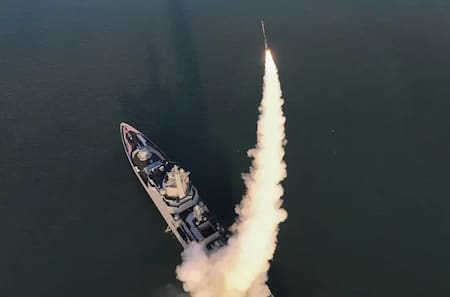 Buque de guerra de Corea del Norte de la clase Choe Hyonen.