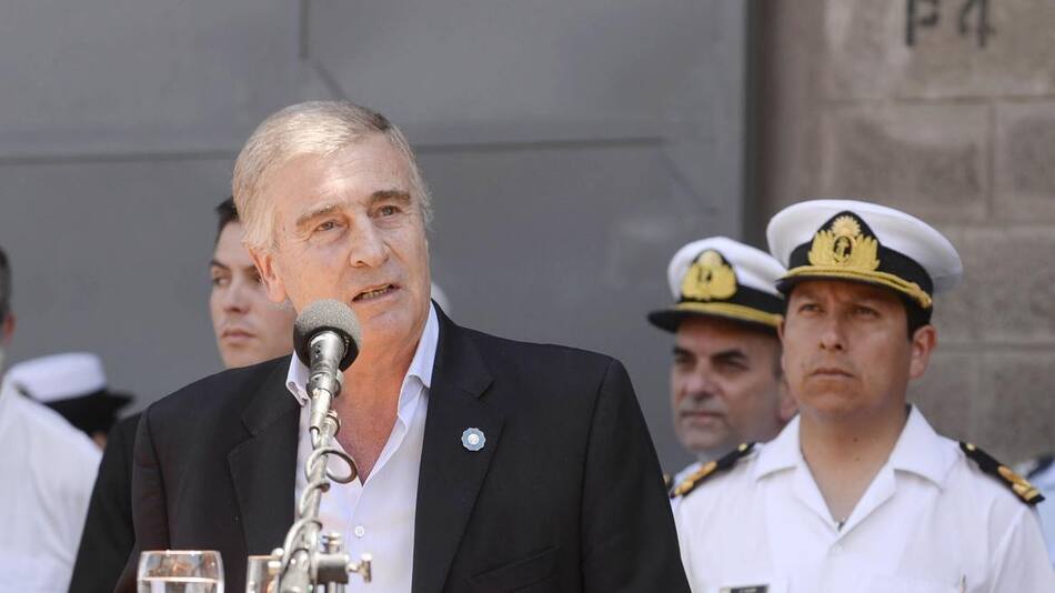 Ministro de Defensa Oscar Aguad, Gobierno, política, NA
