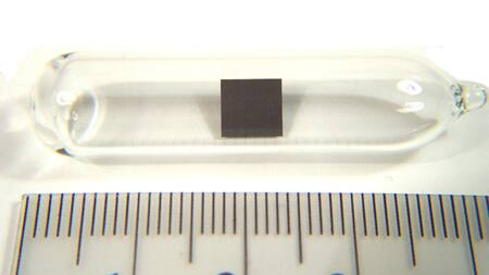 Una muestra de torio, el mineral hallado en Finlandia. Foto: Wikipedia.