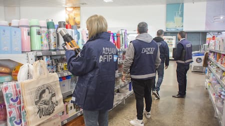Controles sobre comercios del AMBA: la Aduana secuestró mercaderías en infracción. Foto: Aduana.