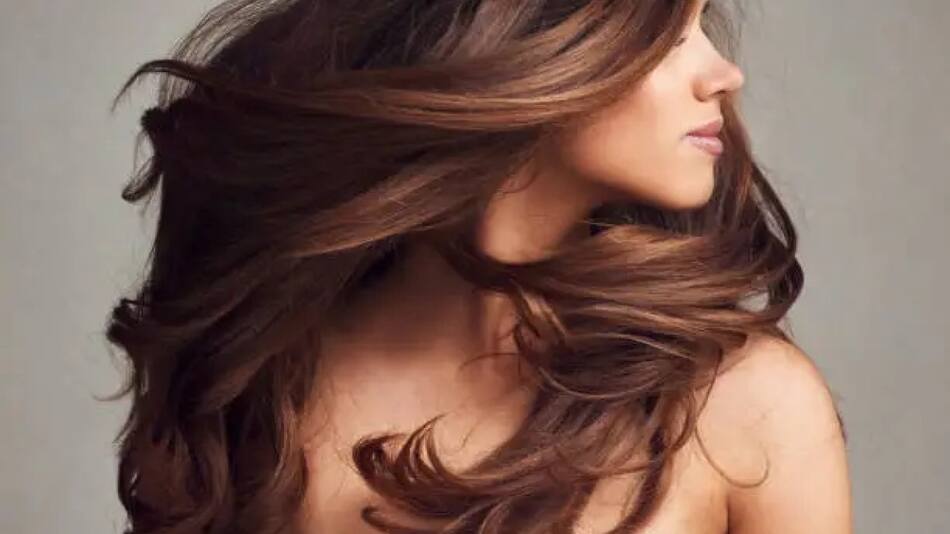 El método natural para lucir un cabello sin canas y fuerte. Foto: Unsplash.