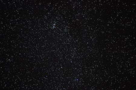 Cielo nocturno, estrellas. Foto: Unsplash