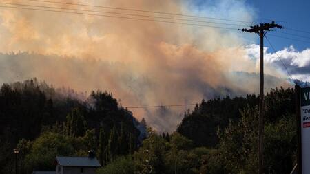 Incendio forestal e El Bolsón. Foto: Télam