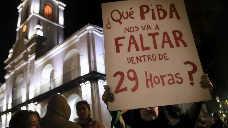 Femicidios en Argentina, marcha por justicia, NA