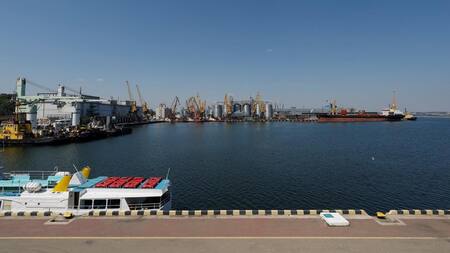 Barcos bloqueados, Mar Negro, Reuters