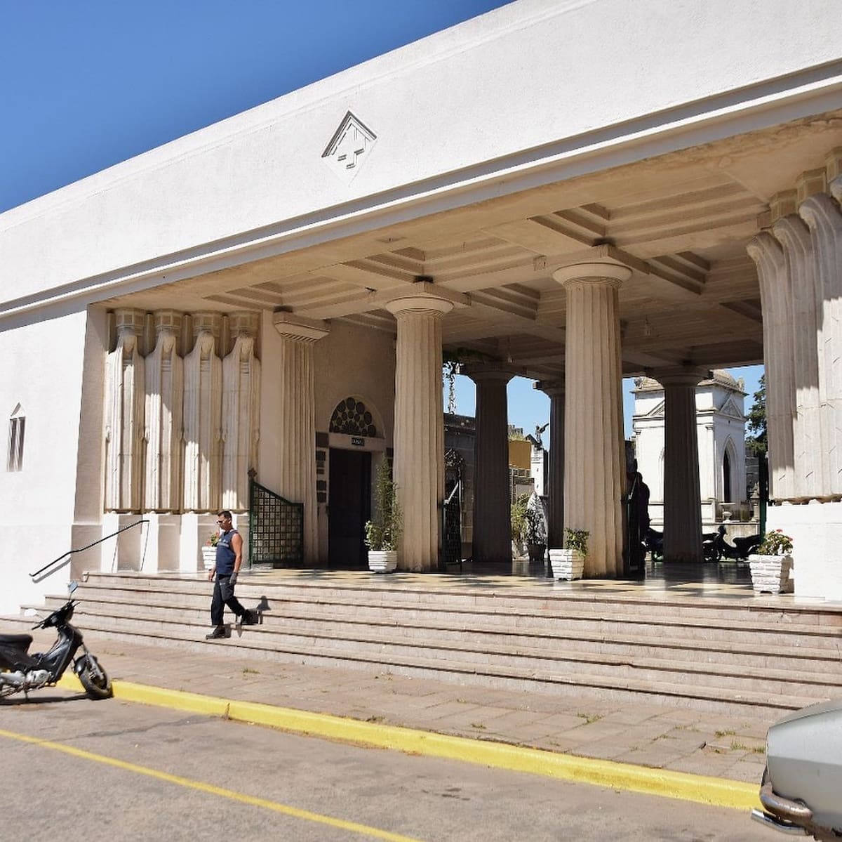 Tour por cementerios
