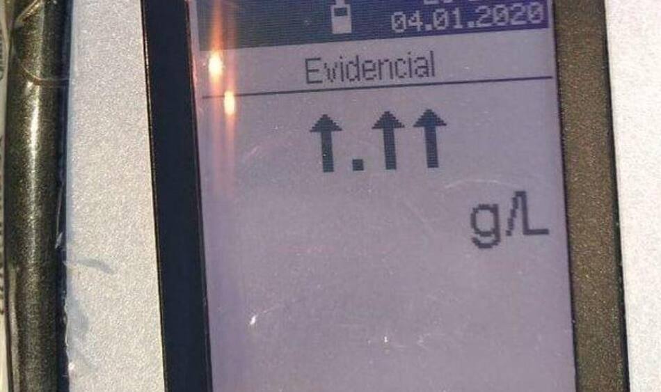 Conductor superó la medida máxima de alcohol en sangre y
