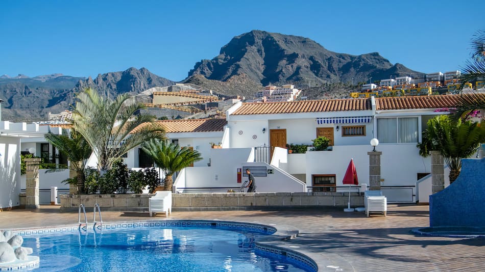 Vacaciones 2025: estrategias para conseguir hospedajes económicos. Foto: Unsplash.