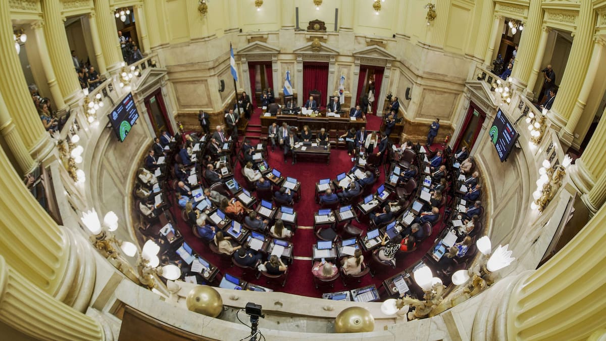 Sesión en el Senado.