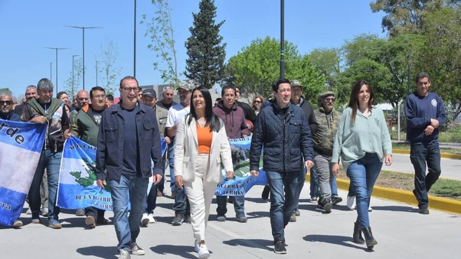 Recorrida por la nueva Av. Héroes de Malvinas en Pablo Nogués. Foto: Prensa.