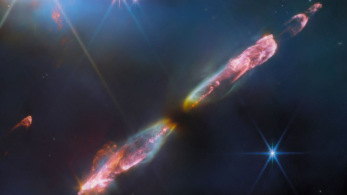 Herbig-Haro 211 localizado por el telescopio espacial James Webb. Foto: X @NASAWebb.