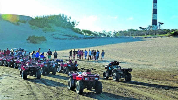 Paradas imperdibles de este verano 2025: 7 faros de la costa bonaerense