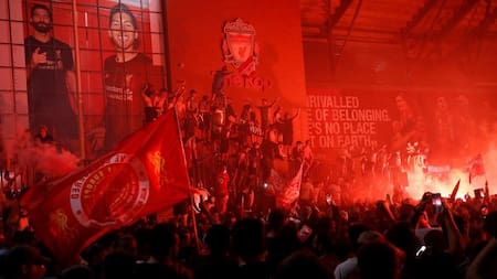 Liverpool, festejos por campeonato, Premier League, Reuters