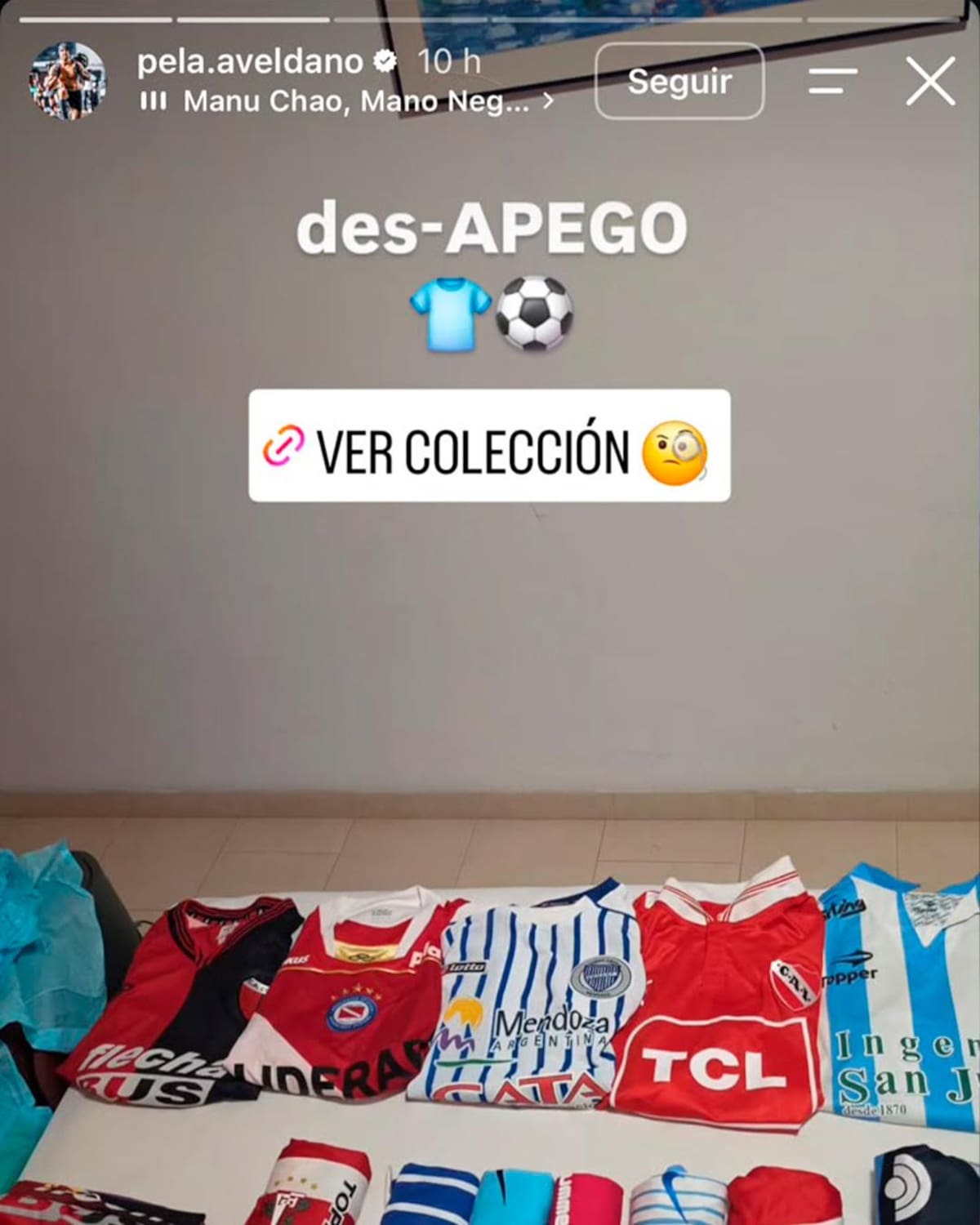 Lucas Aveldaño sorprendió al poner a la venta camisetas de distintos clubes en una reconocida plataforma europea de segunda mano.