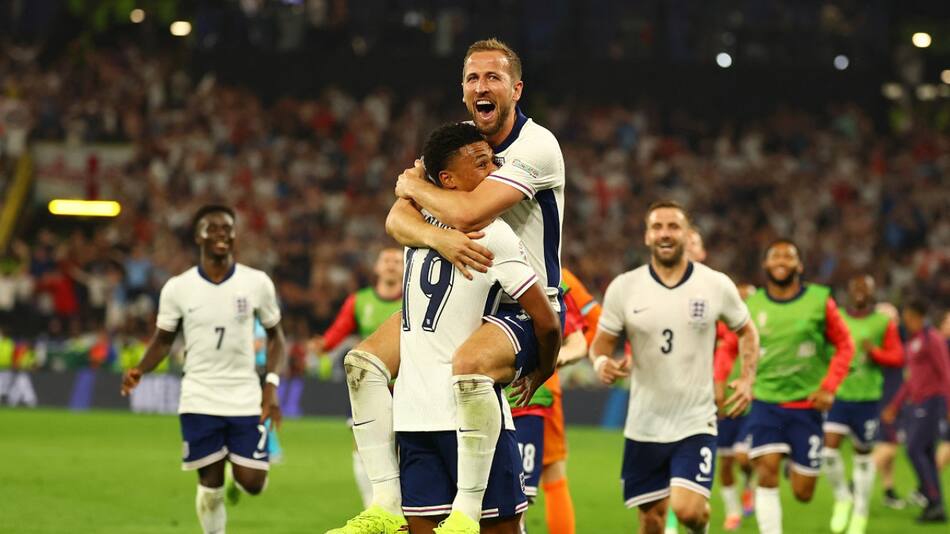 Ollie Watkins y Harry Kane, los goleadores de Inglaterra. Foto: Reuters.